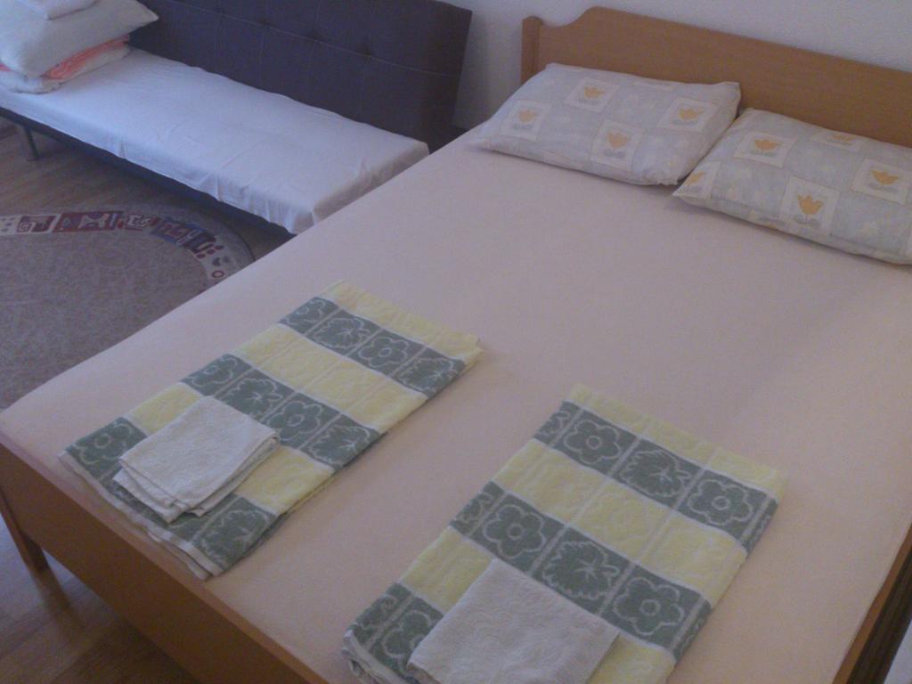 Brig Apartments Živogošće Екстериор снимка