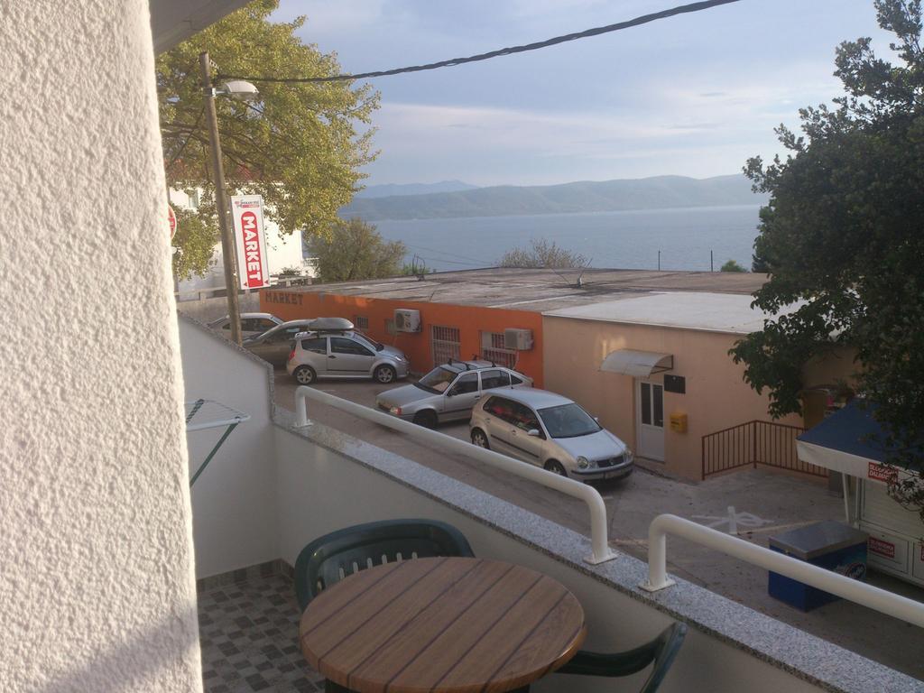 Brig Apartments Živogošće Екстериор снимка
