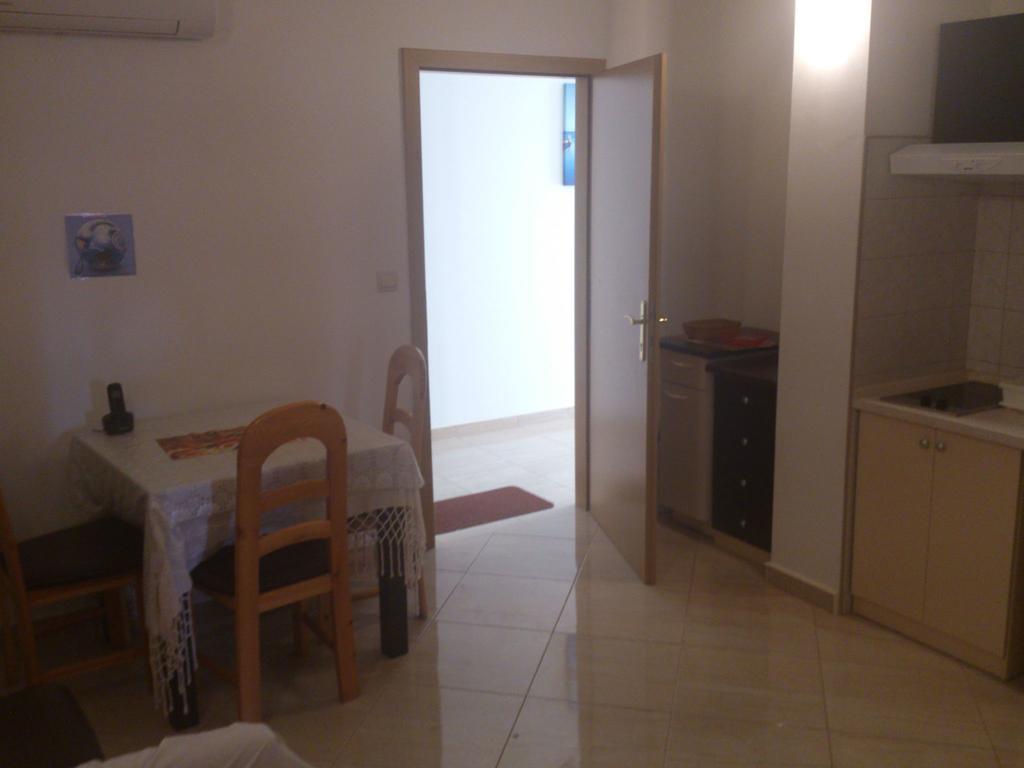 Brig Apartments Živogošće Екстериор снимка