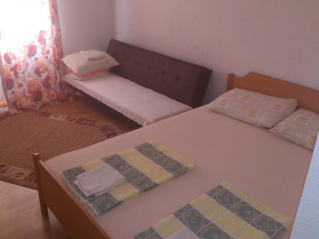 Brig Apartments Živogošće Екстериор снимка
