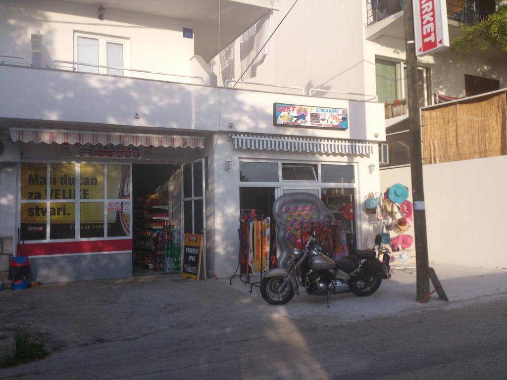 Brig Apartments Živogošće Екстериор снимка